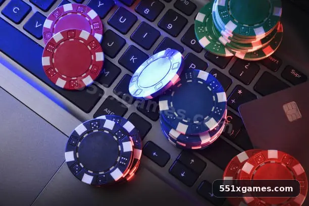 551x slot visual